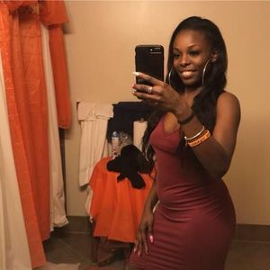 Meet your Posher, Thea